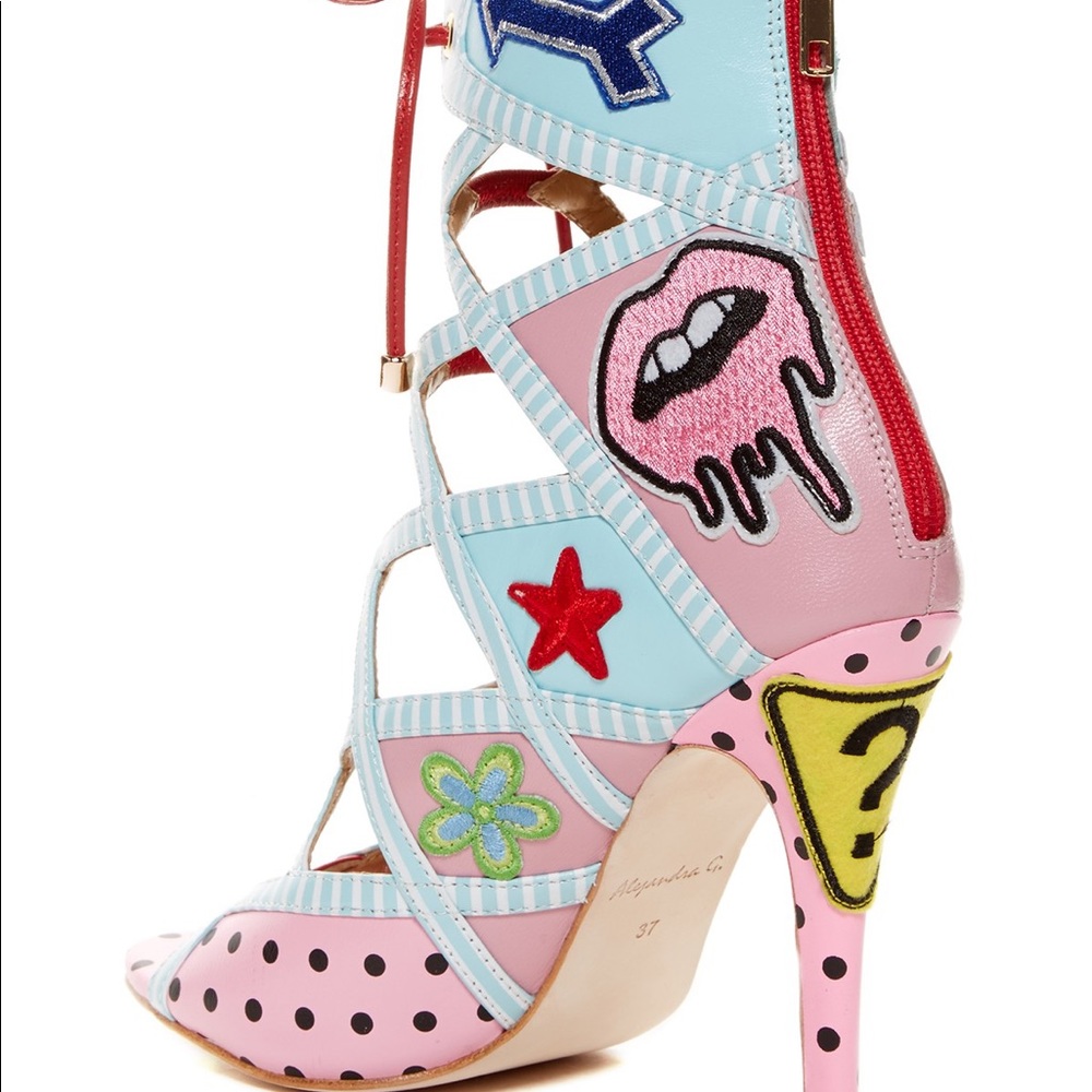 Alejandra G. “Wanda 4 Pink” Booties